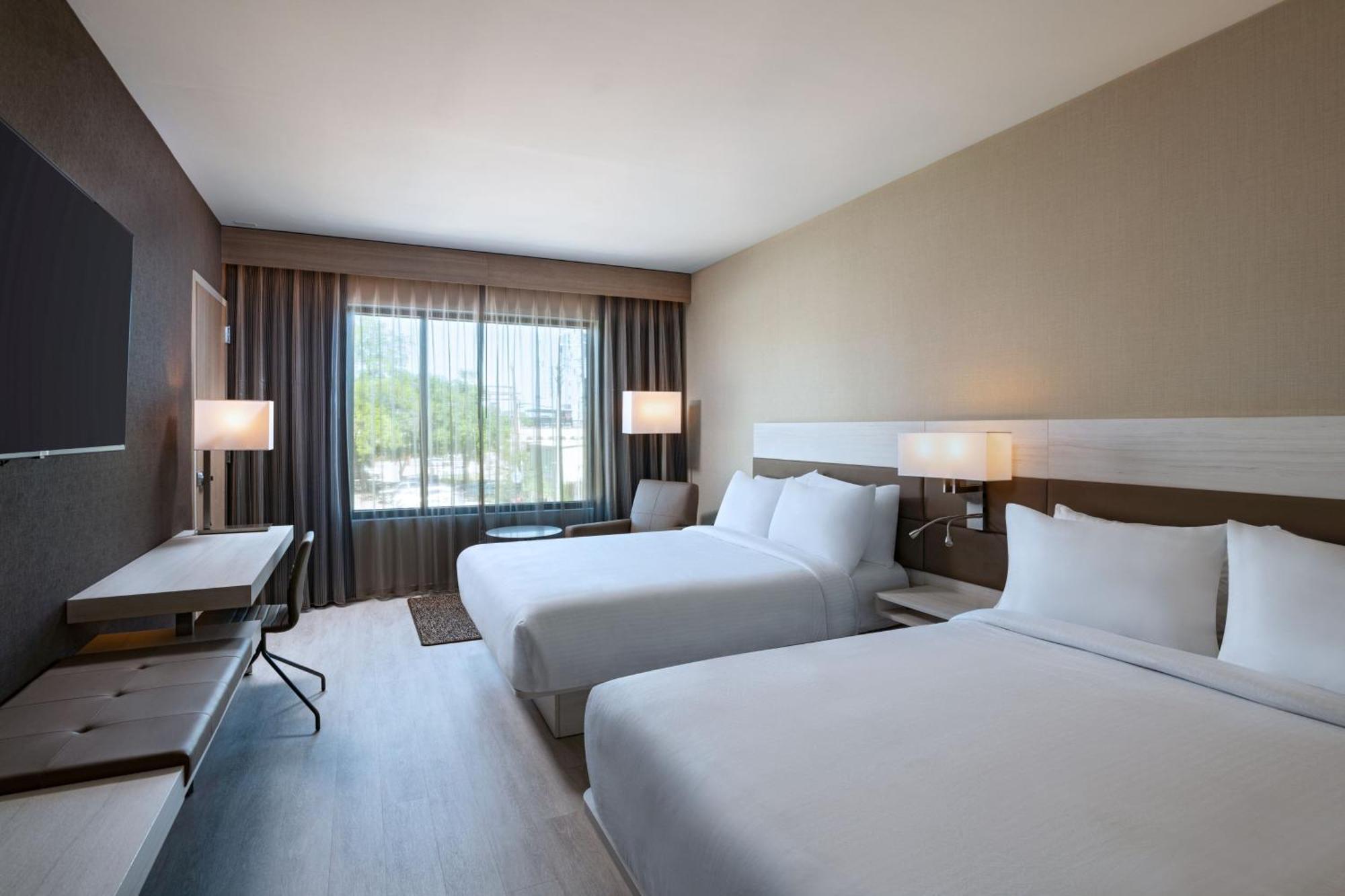 Ac Hotel By Marriott Waco Downtown Exterior photo